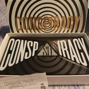 Bnib Jeffree starr shane Conspiracy palette